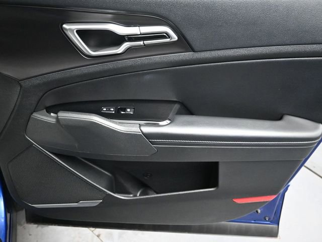 Used 2023 Kia Sportage EX image 28