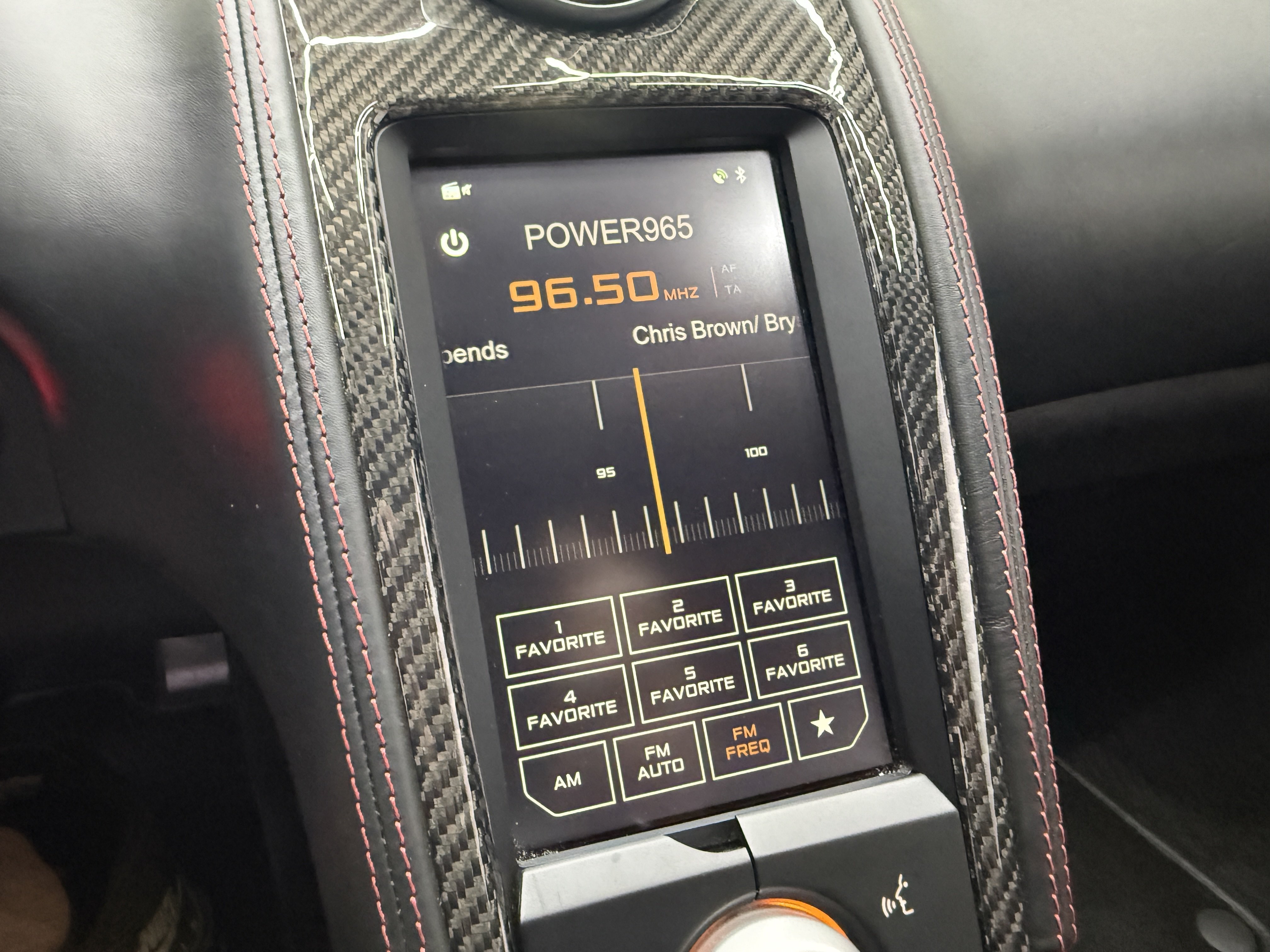 Used 2016 McLaren 650S Spider RWD image 24