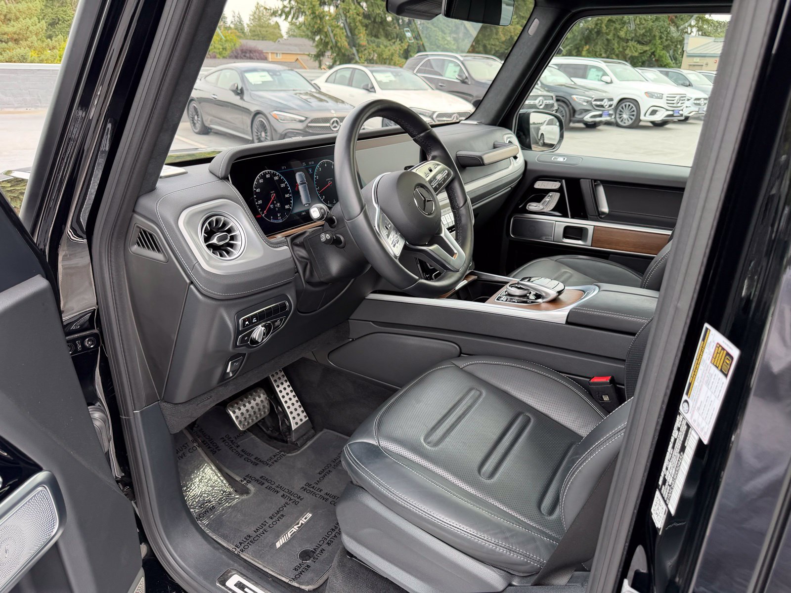 Used 2024 Mercedes-Benz G 550 image 13