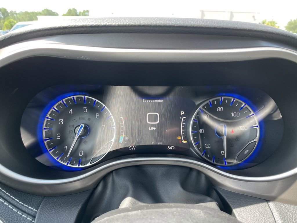 New 2026 Chrysler Pacifica Select image 26
