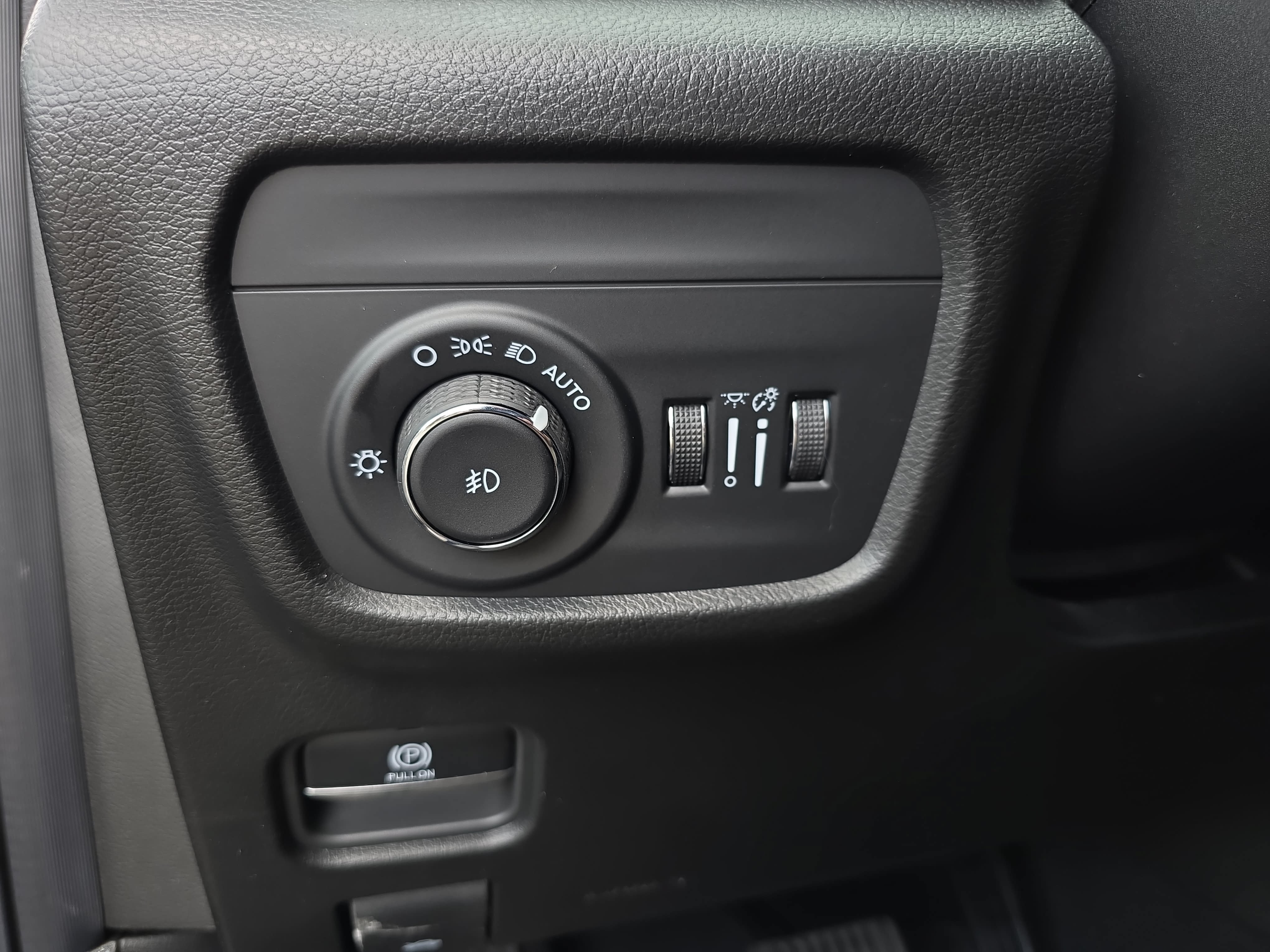 New 2026 Jeep Grand Cherokee Limited AWD/4WD image 24
