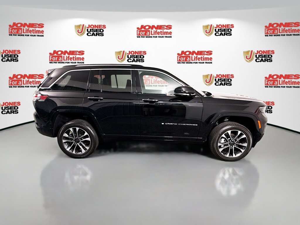 Used 2023 Jeep Grand Cherokee Overland AWD/4WD image 20