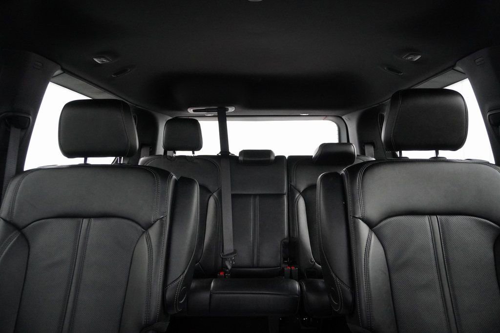 Used 2024 Jeep Wagoneer Series III image 40