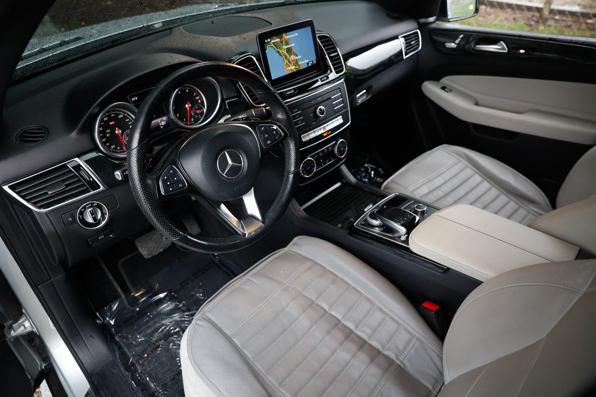 Used 2017 Mercedes-Benz GLE 350 image 6