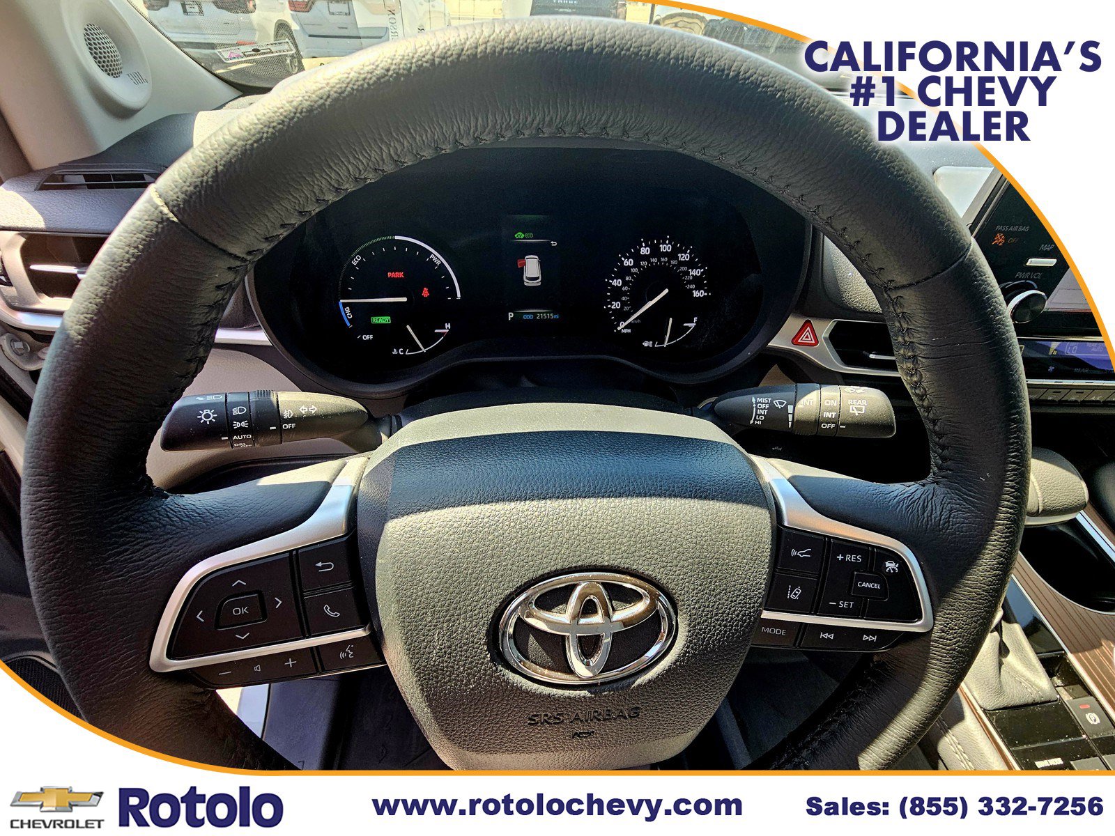 Used 2024 Toyota Sienna XLE w/ XLE Plus Package image 19