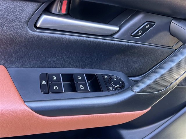 Used 2023 MAZDA CX-50 Meridian Edition w/ Apex Package image 29