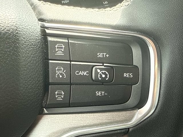 Used 2024 Jeep Wagoneer Series II AWD/4WD image 19