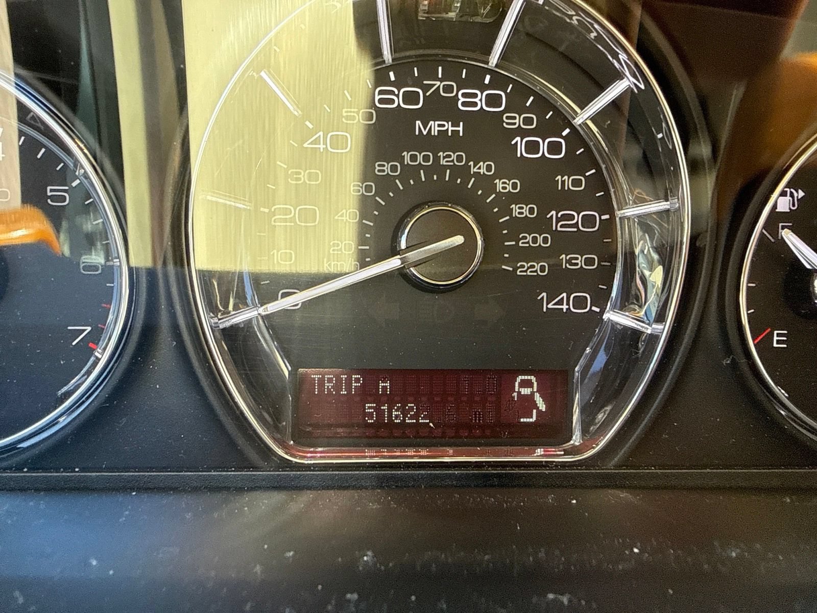 Used 2010 Lincoln MKS AWD image 13