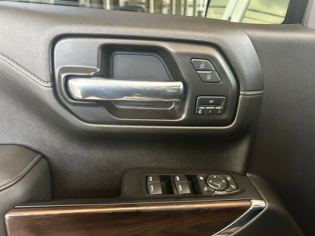 Used 2021 GMC Sierra 1500 SLT image 9