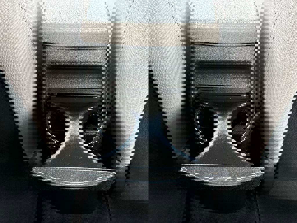 Used 2020 Hyundai Elantra Value Edition w/ Cargo Package (C1) image 14