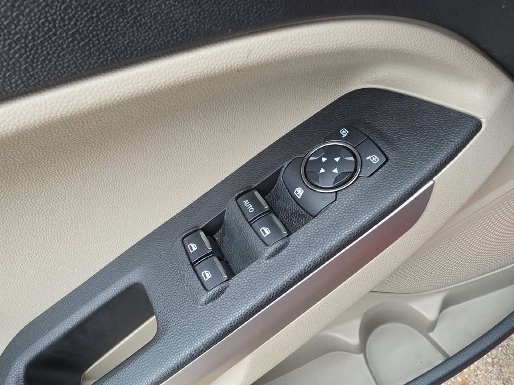 Used 2019 Ford EcoSport S AWD/4WD image 15