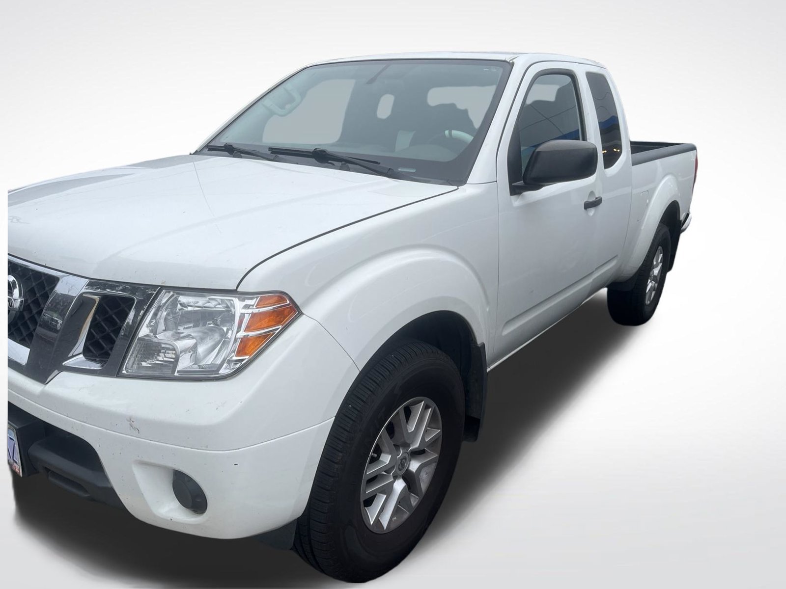 Used 2019 Nissan Frontier SV AWD/4WD image 3