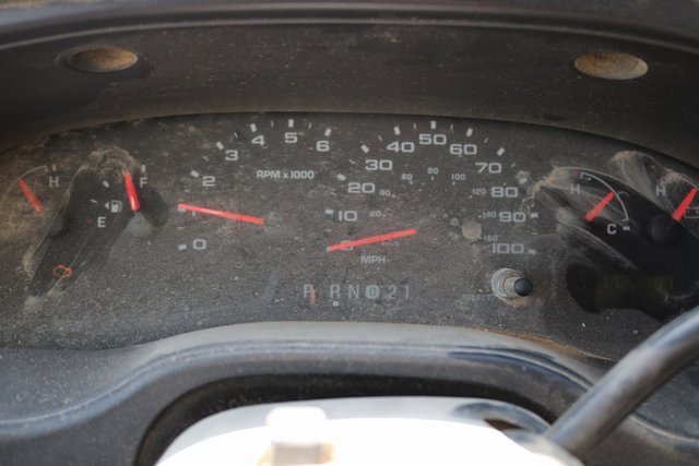 Used 2004 Ford E-350 and Econoline 350 Super Duty image 24