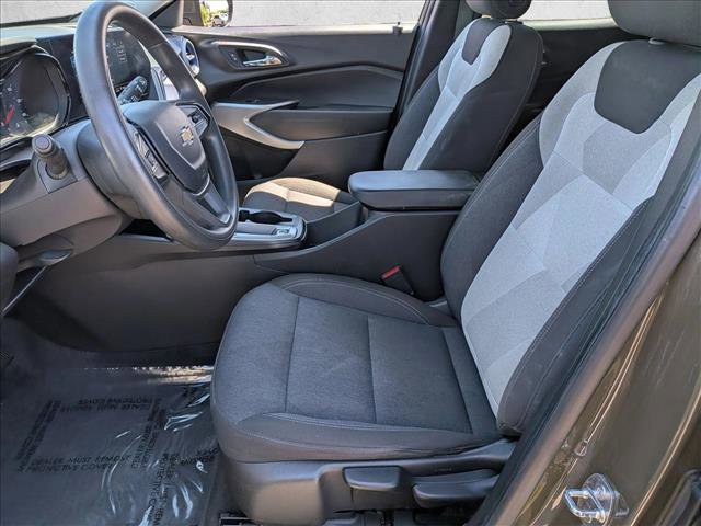 Used 2024 Chevrolet Trax LS w/ LS Convenience Package image 21