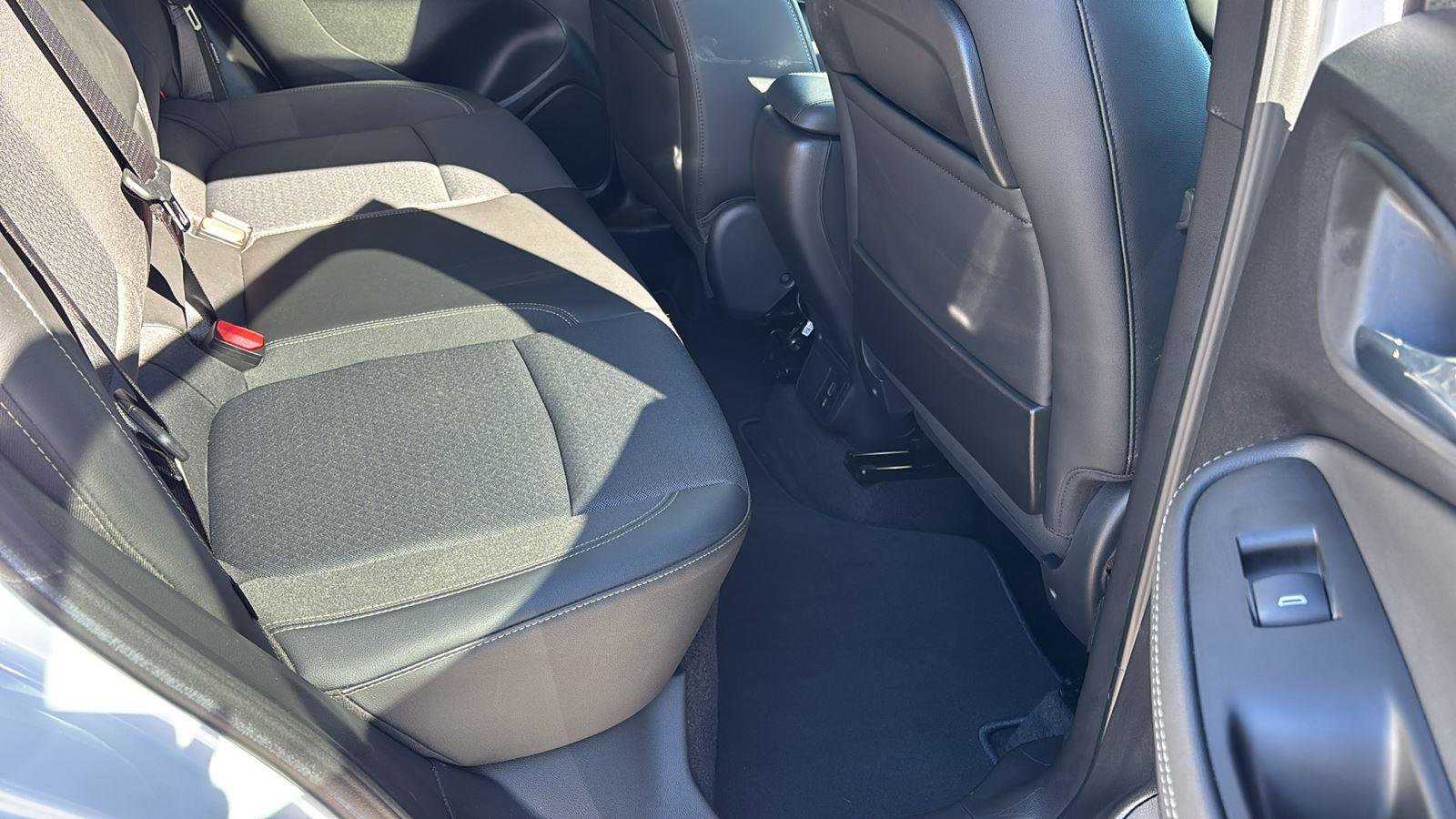 Used 2022 Buick Encore GX Select w/ Experience Buick Package image 19