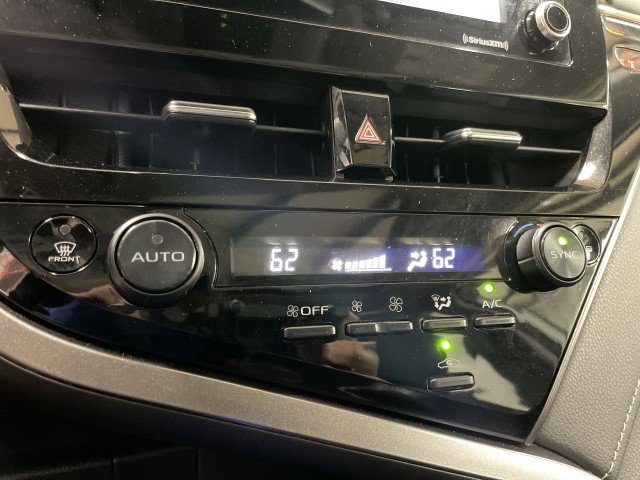 Used 2022 Toyota Camry SE w/ Convenience Package FWD image 20