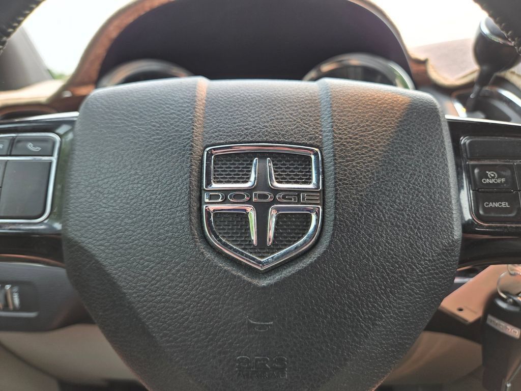 Used 2019 Dodge Grand Caravan SXT FWD image 23
