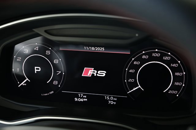 New 2025 Audi RS 6 performance image 35