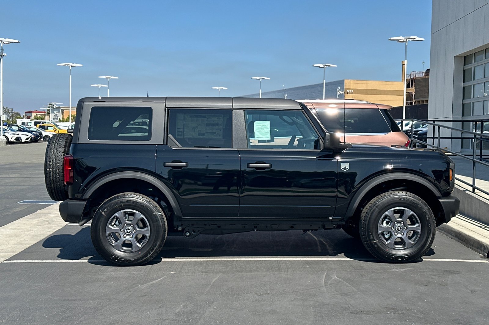 New 2026 Ford Bronco Big Bend AWD/4WD image 2