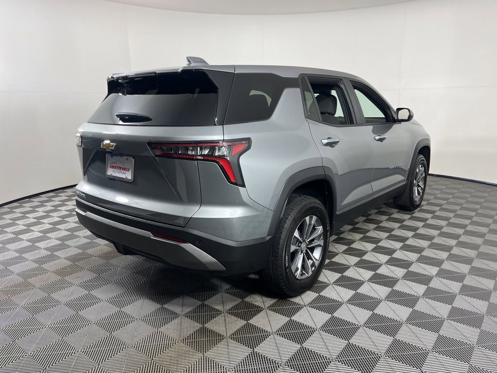 Certified 2025 Chevrolet Equinox LT FWD image 12