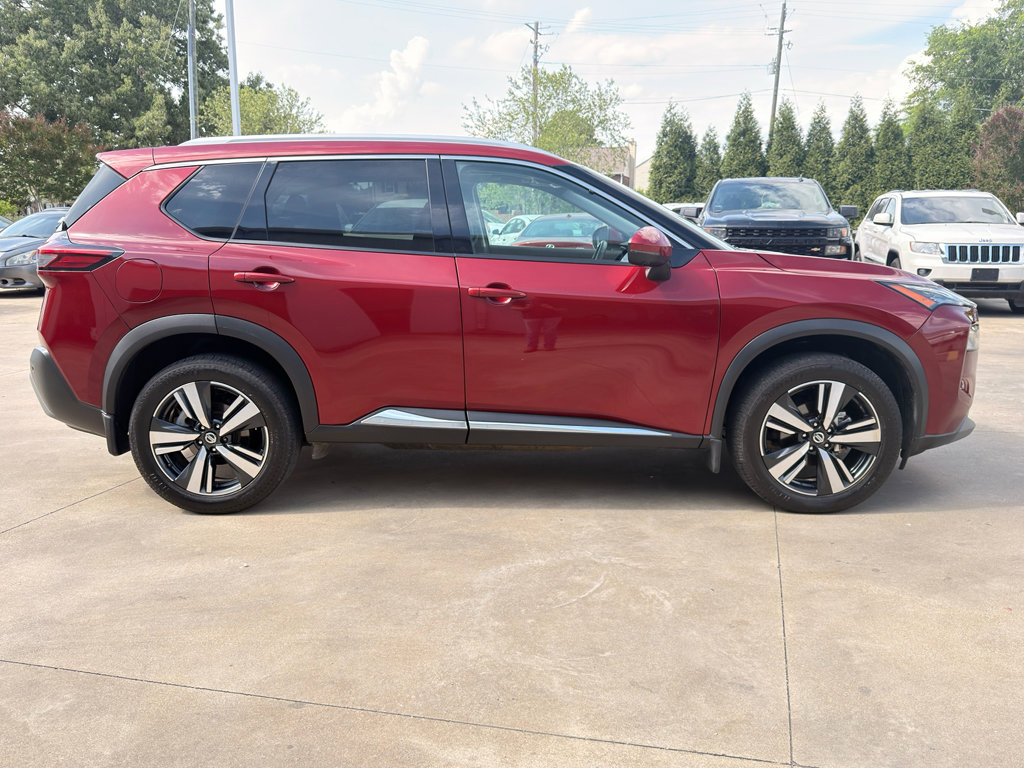 Used 2021 Nissan Rogue SL w/ Premium Package FWD image 2