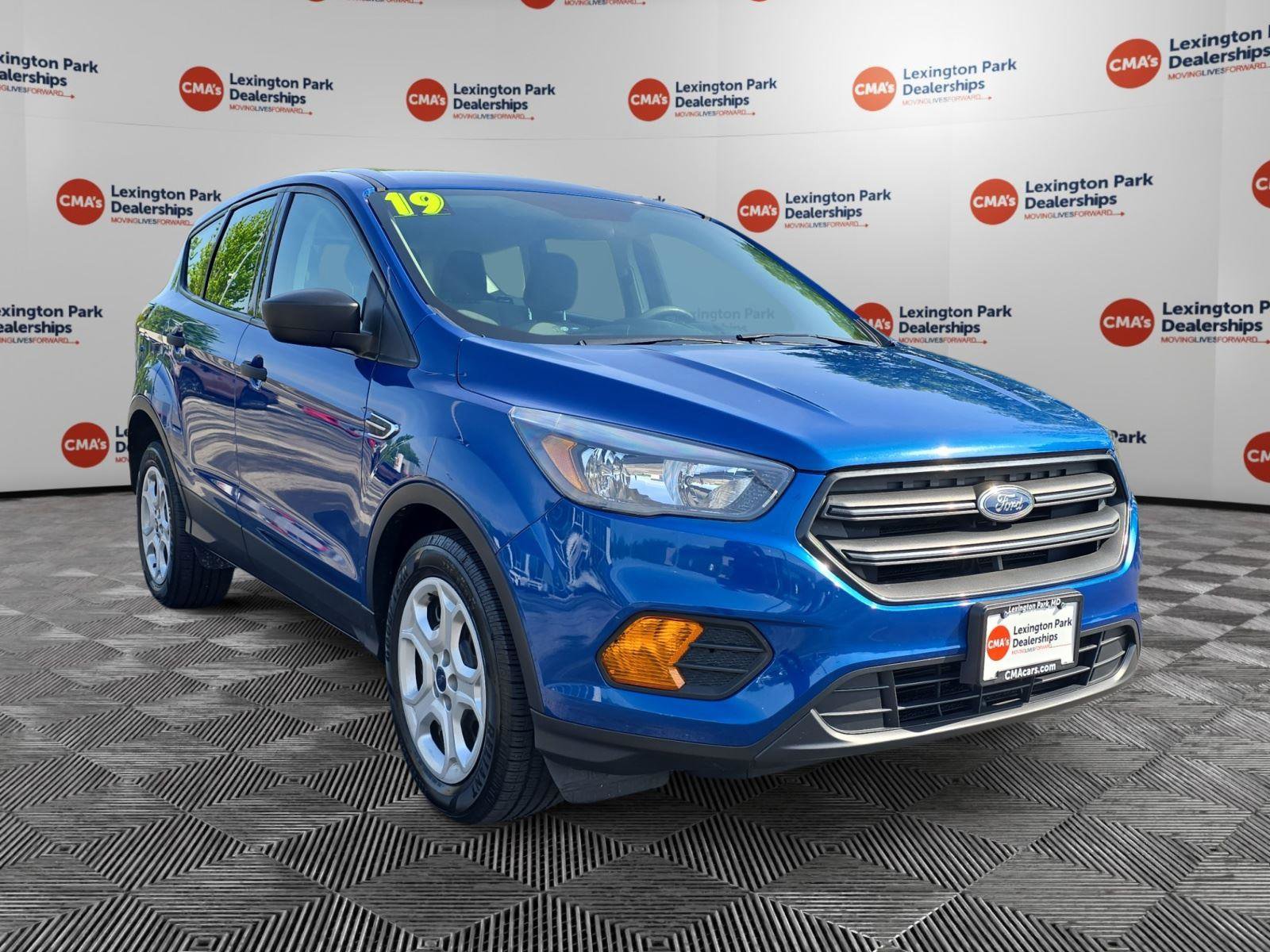 Used 2019 Ford Escape S FWD image 1
