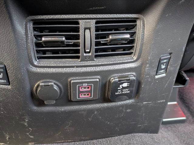 Used 2023 Nissan Titan PRO-4X w/ Pro-4x Convenience Package AWD/4WD image 14