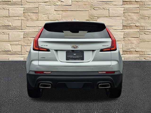 Used 2021 Cadillac XT4 Luxury w/ Trailering Package AWD/4WD image 5