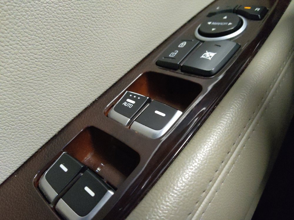 Used 2018 Kia Sorento LX FWD image 27