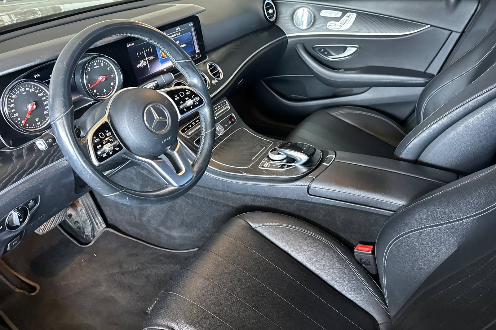 Used 2019 Mercedes-Benz E 300 w/ Premium 1 Package image 7