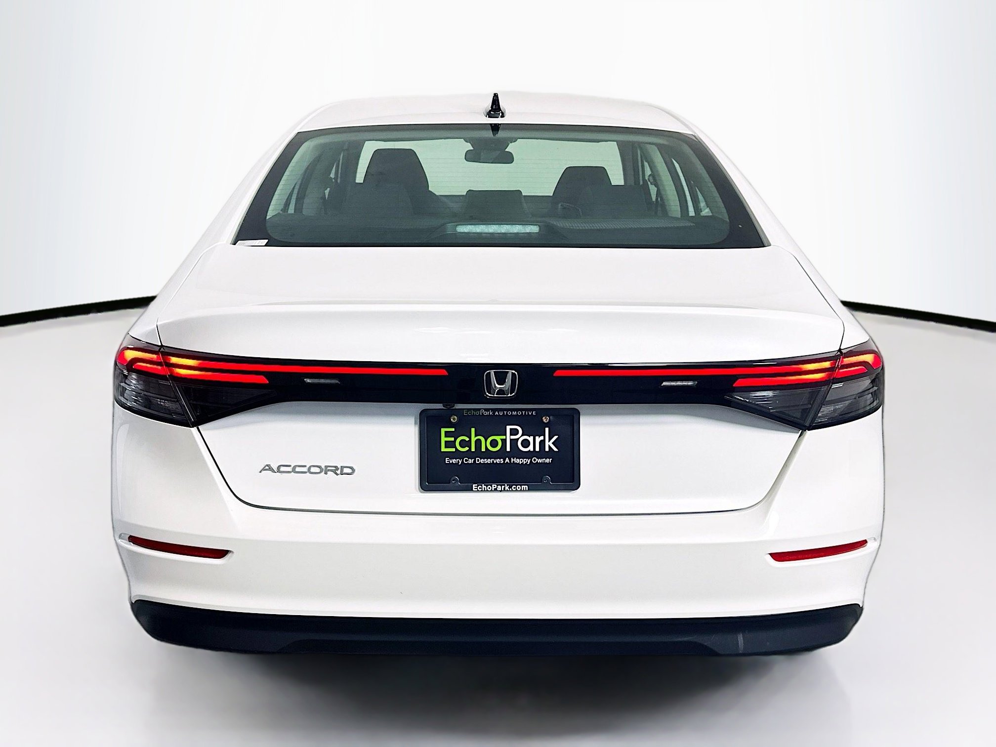 Used 2025 Honda Accord SE image 7