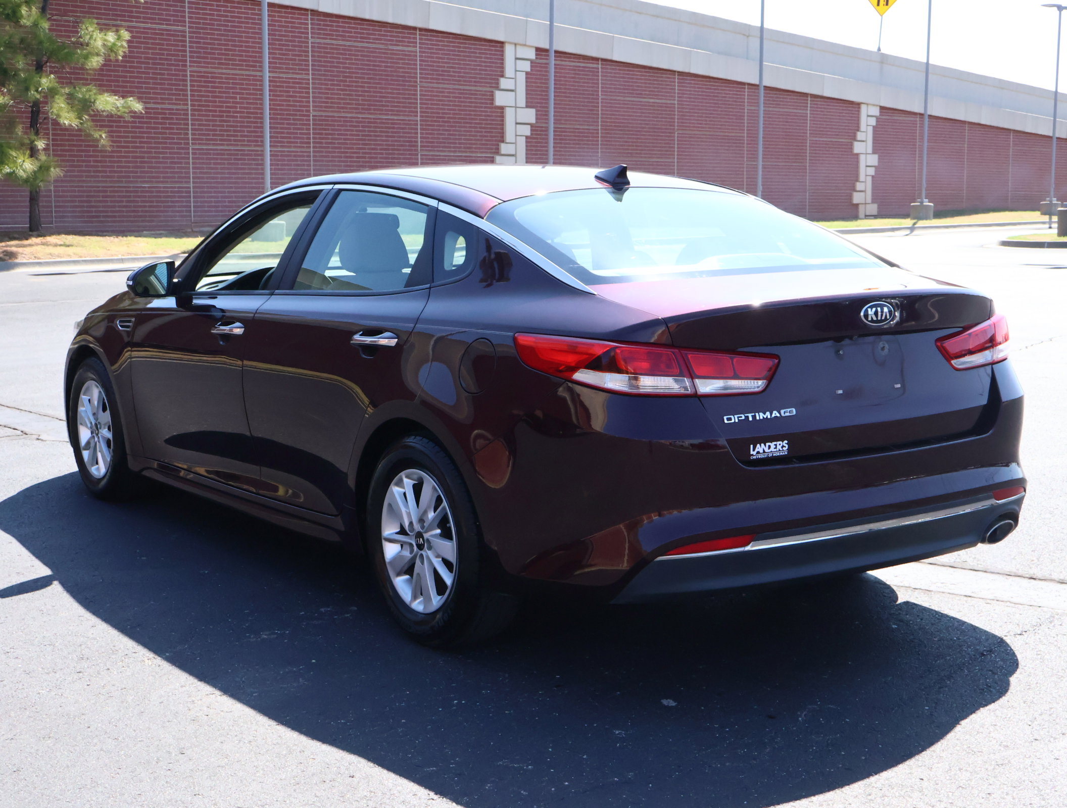 Used 2016 Kia Optima LX image 6