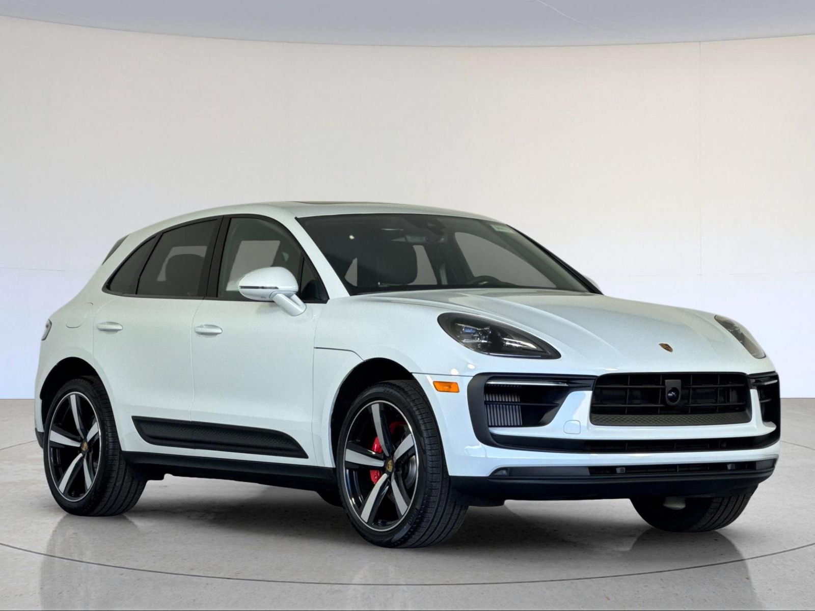 New 2026 Porsche Macan S image 10
