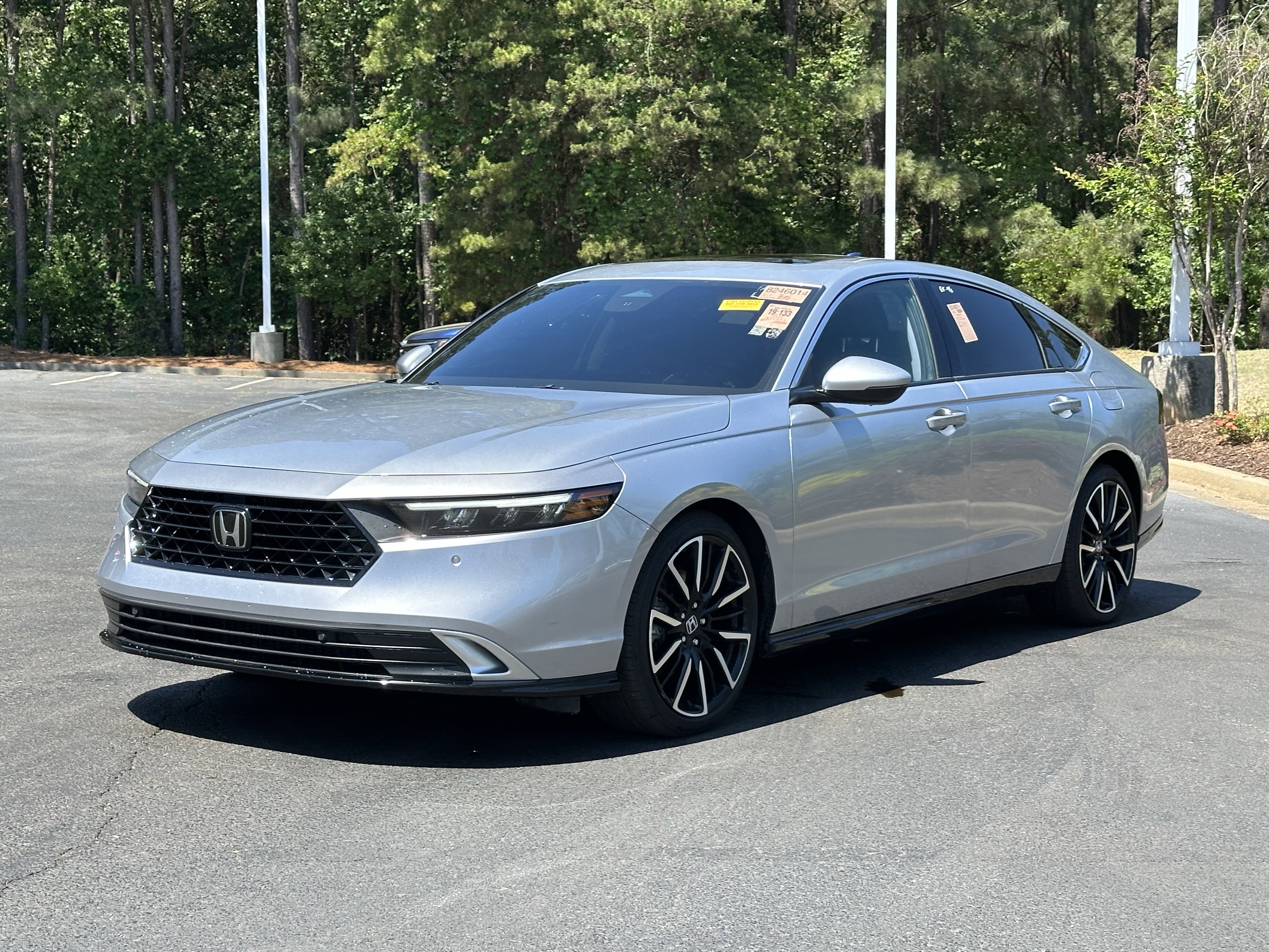 Used 2025 Honda Accord Touring image 5