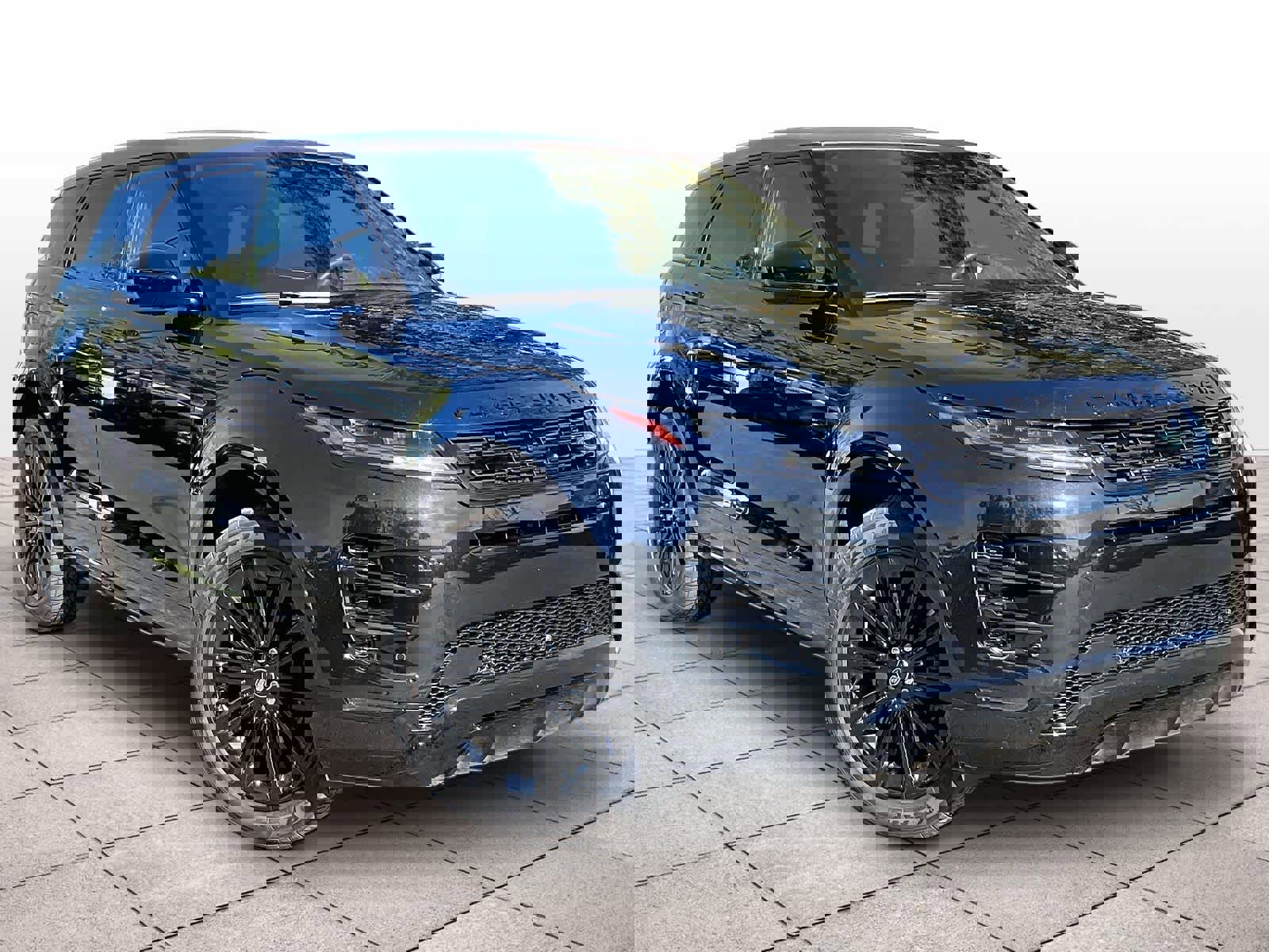 Used 2026 Land Rover Range Rover Evoque Dynamic SE image 2