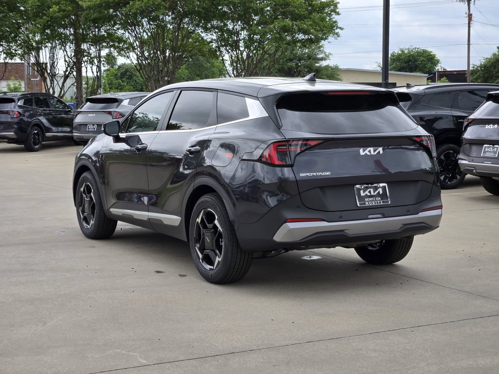 New 2026 Kia Sportage EX image 3