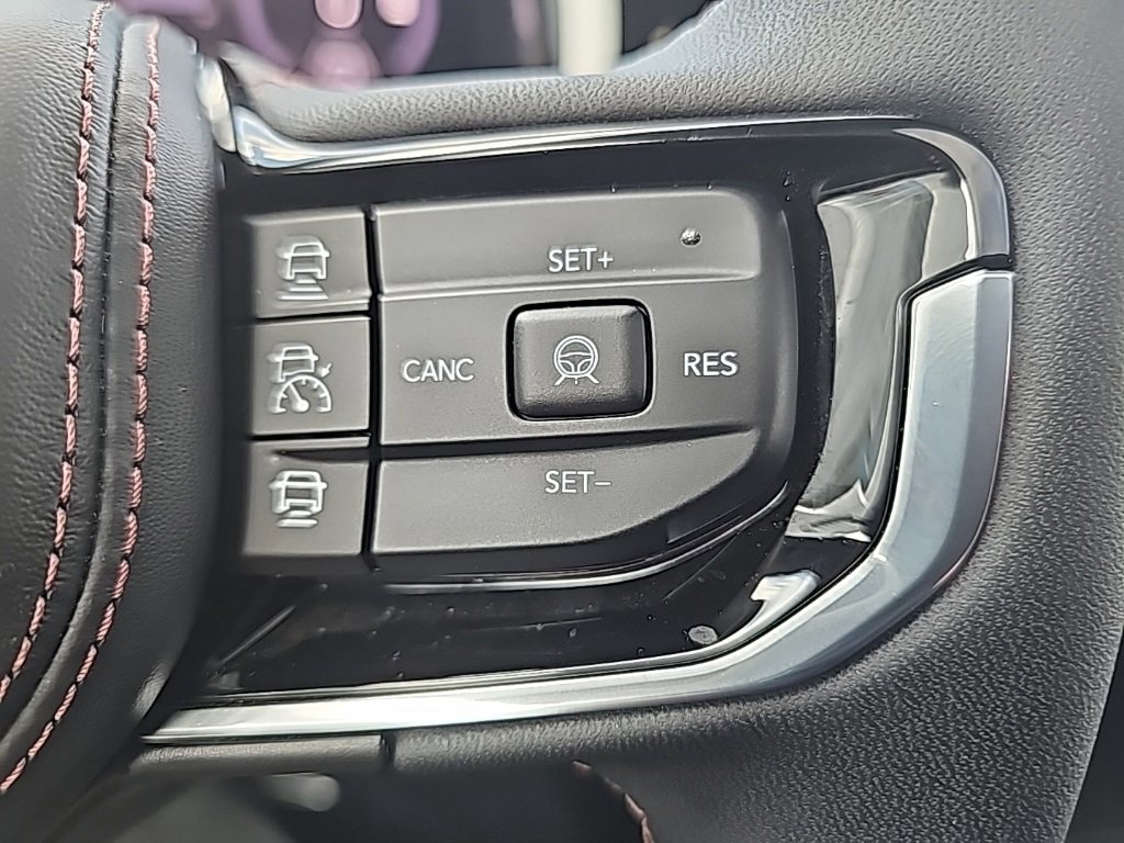 Used 2024 Jeep Wagoneer Launch Edition image 32