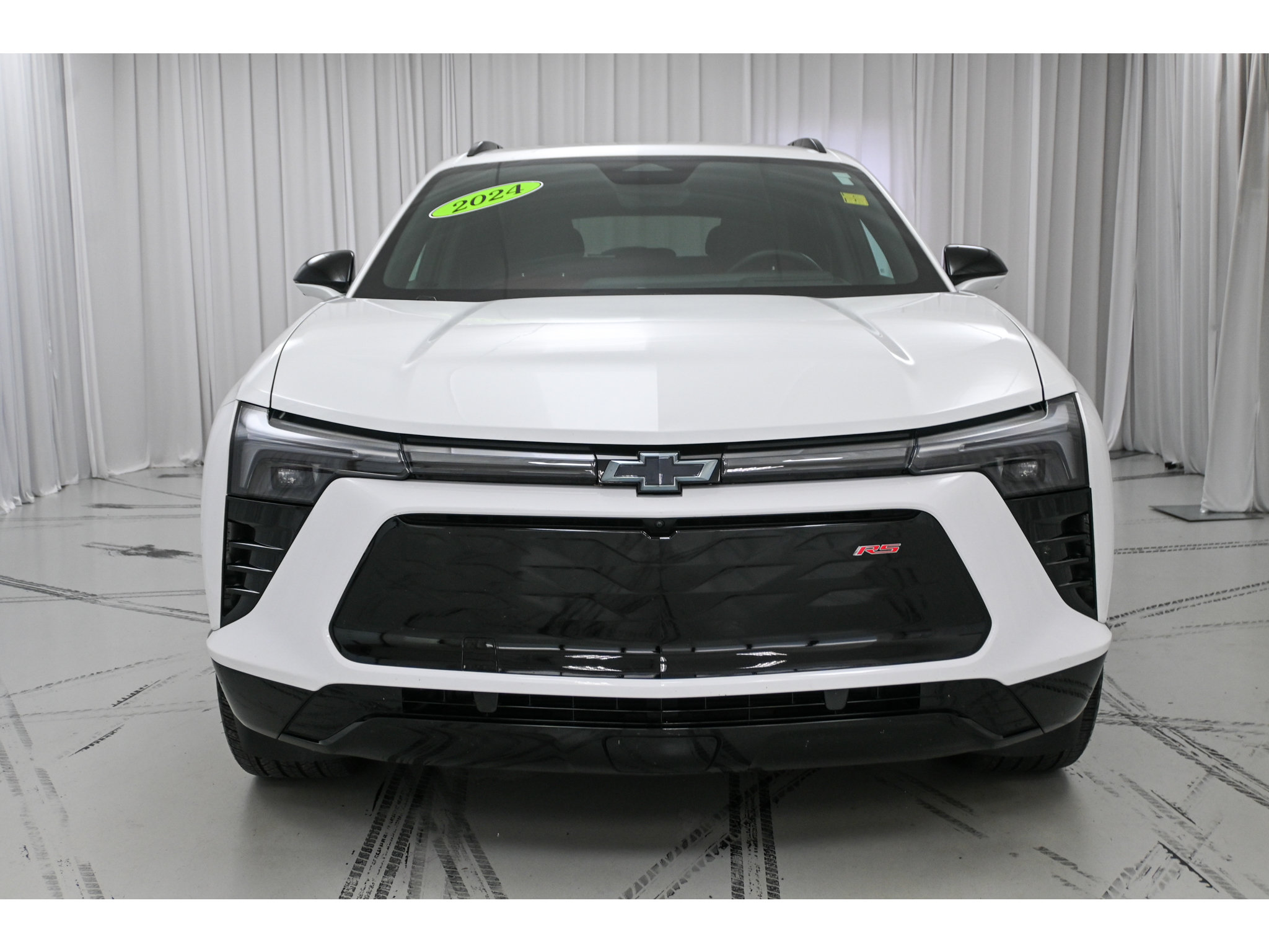 Used 2024 Chevrolet Blazer EV RS AWD/4WD image 3