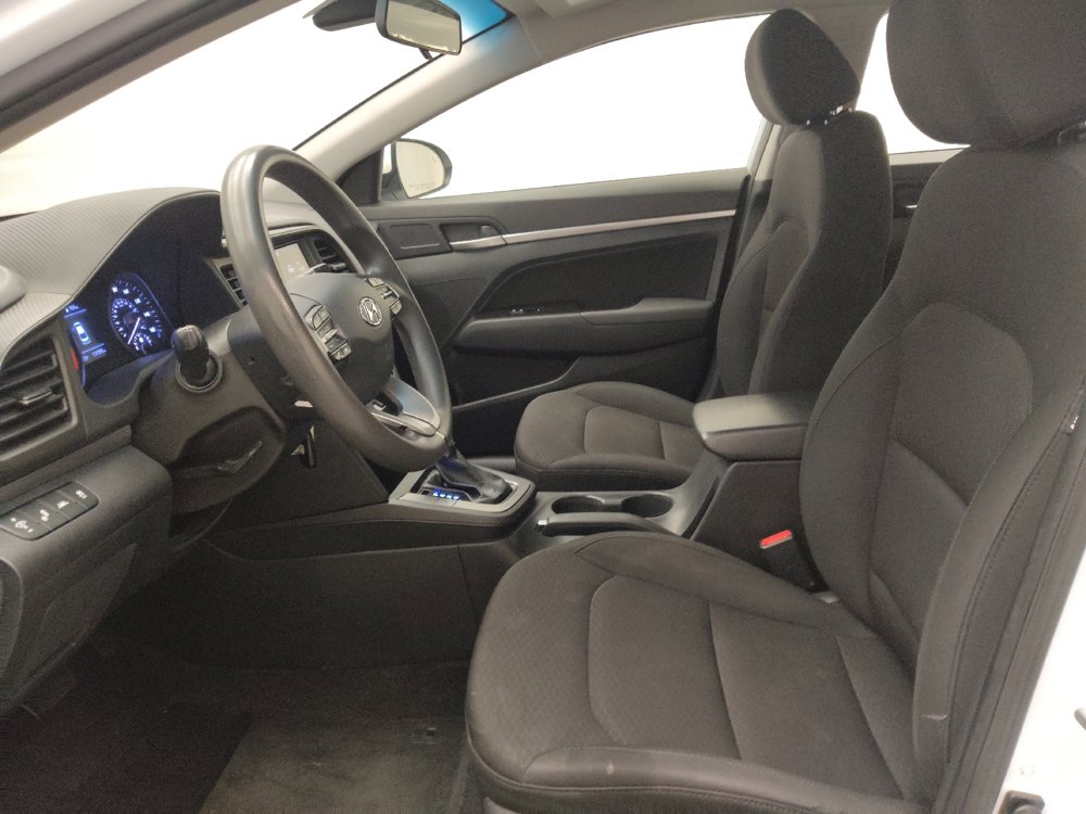 Used 2020 Hyundai Elantra SEL w/ Cargo Package (C1) FWD image 17