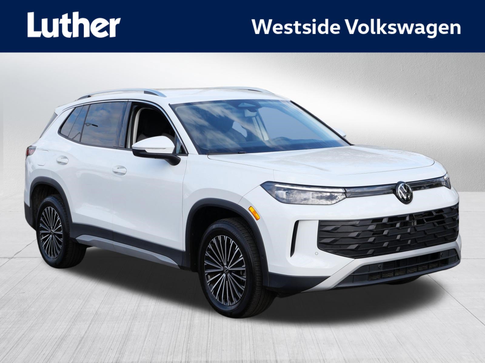 Certified 2025 Volkswagen Tiguan S w/ 18" Wheel Package