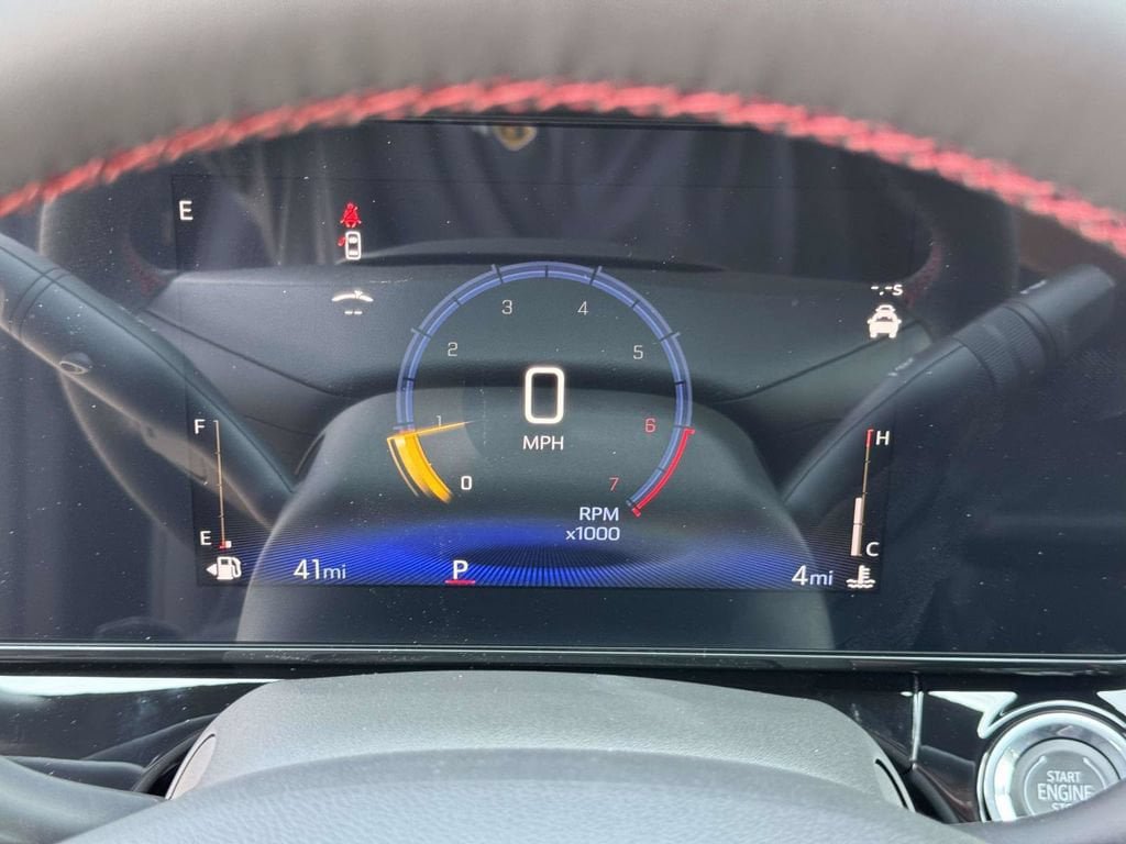 New 2026 Chevrolet Trax RS w/ Sunroof Package FWD image 13