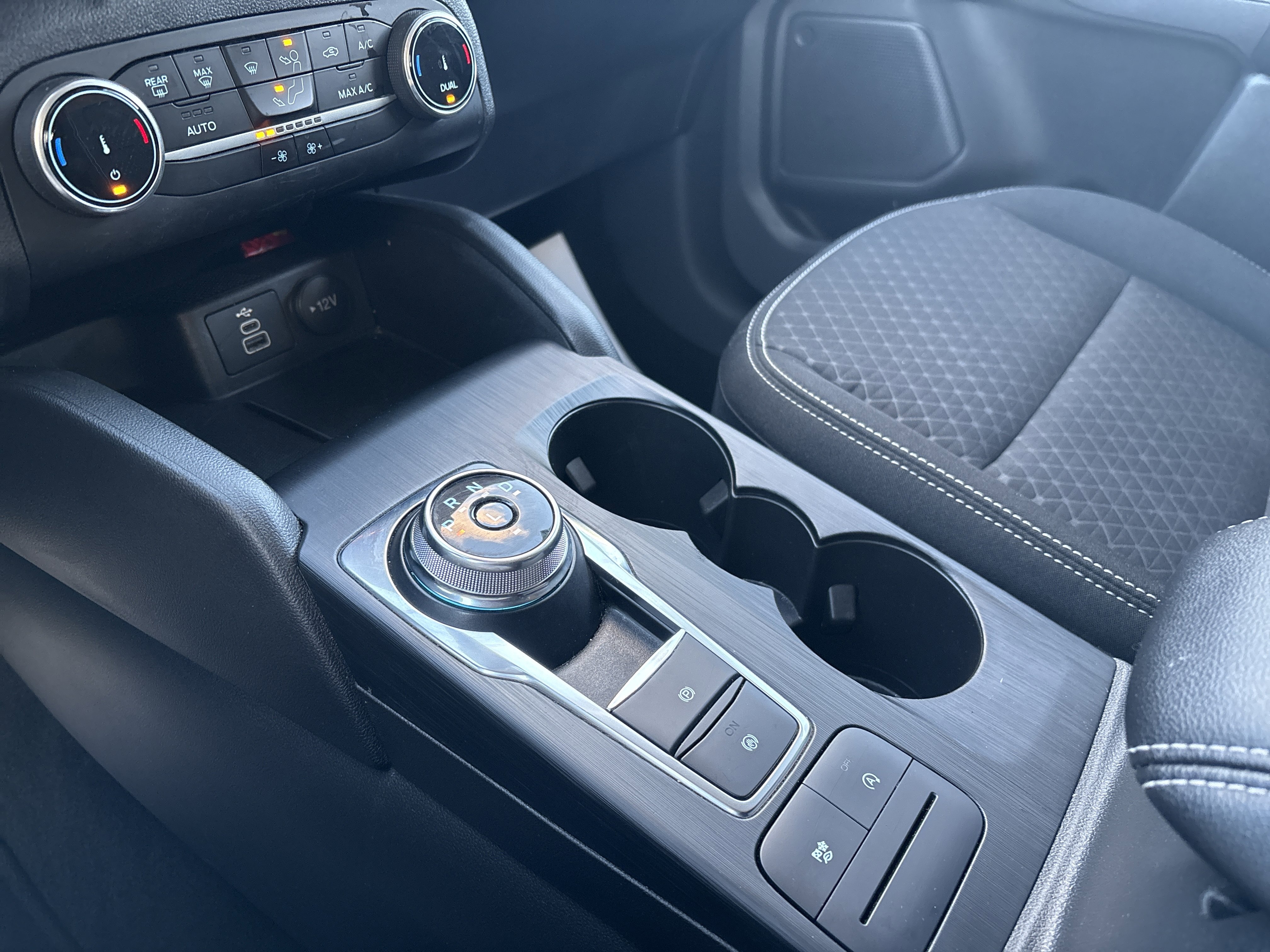 Used 2025 Ford Escape Active image 23