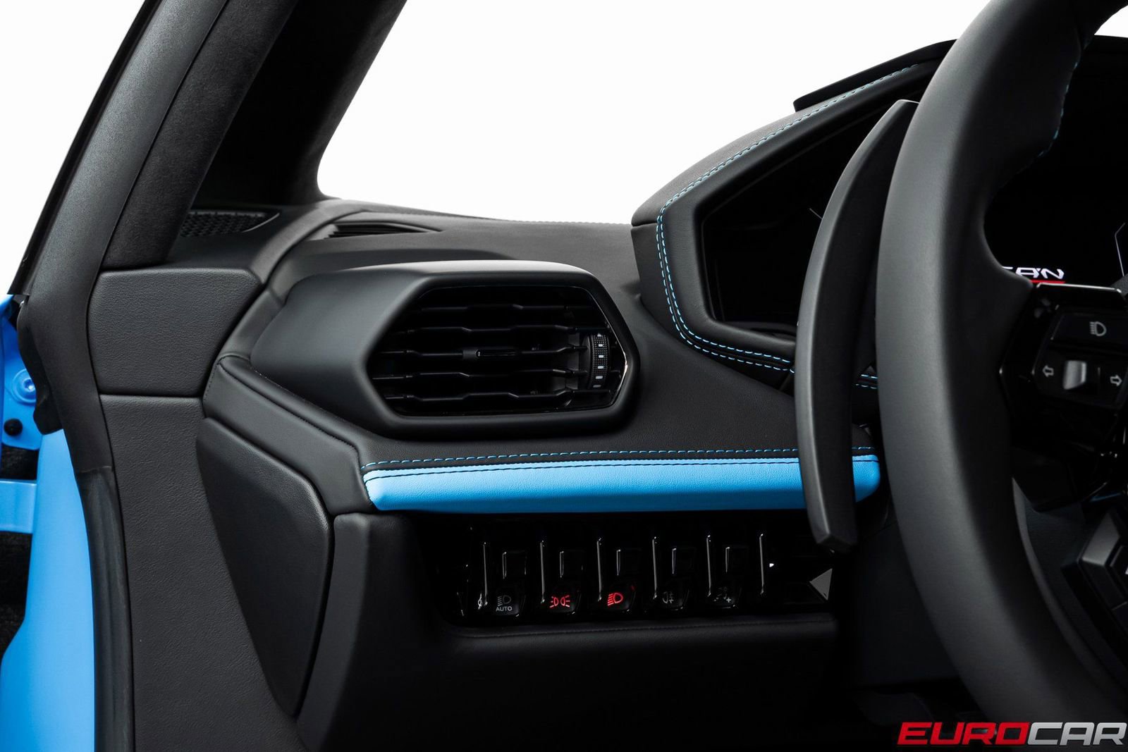 Used 2023 Lamborghini Huracan EVO image 25