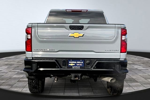 Used 2024 Chevrolet Silverado 2500 Custom w/ Custom Value Package image 6