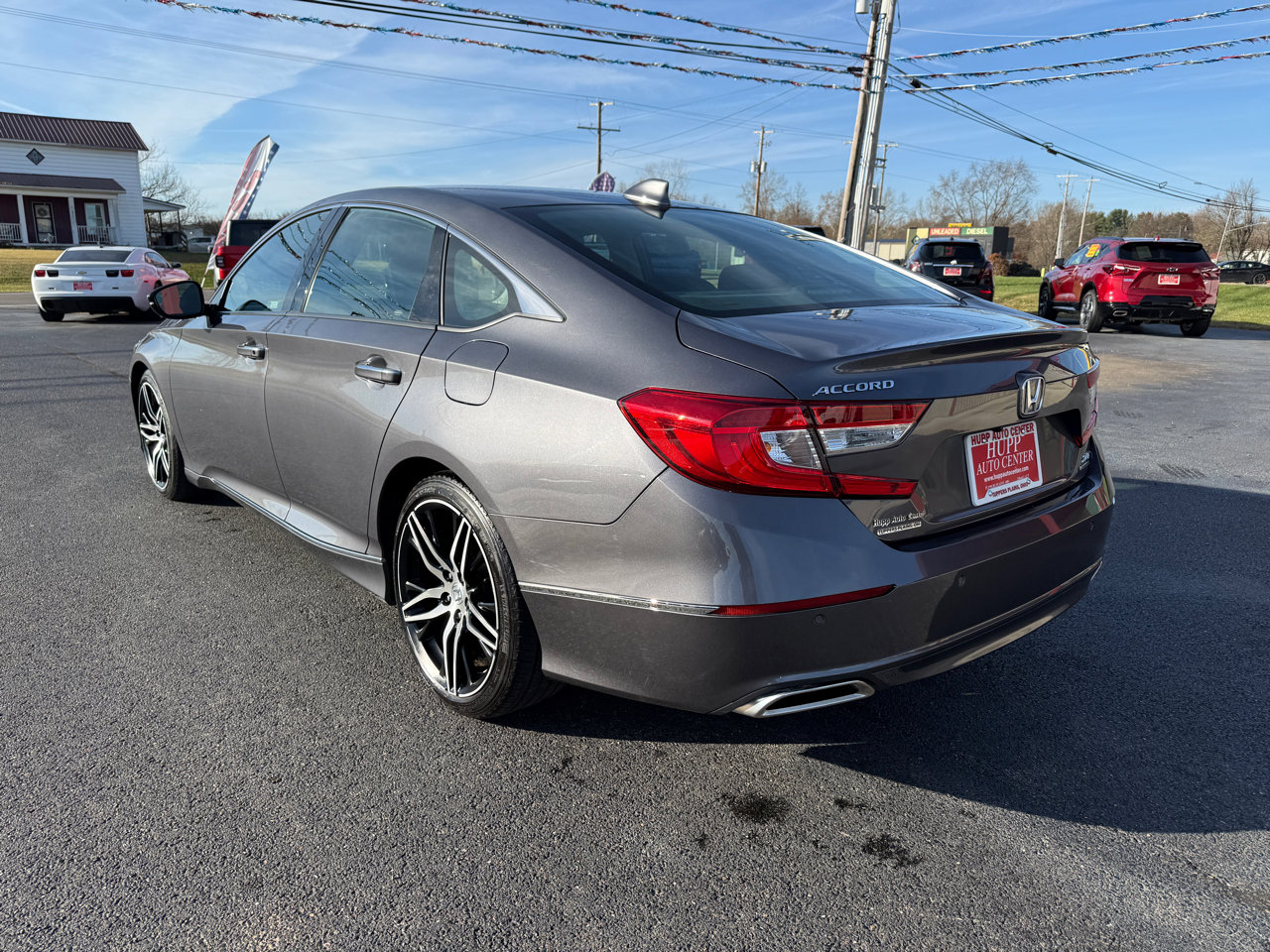 Used 2022 Honda Accord Touring image 3