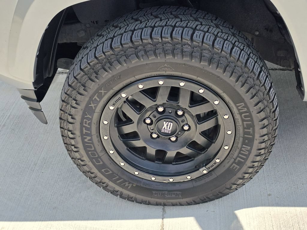 Used 2019 Toyota Tacoma SR5 RWD image 24
