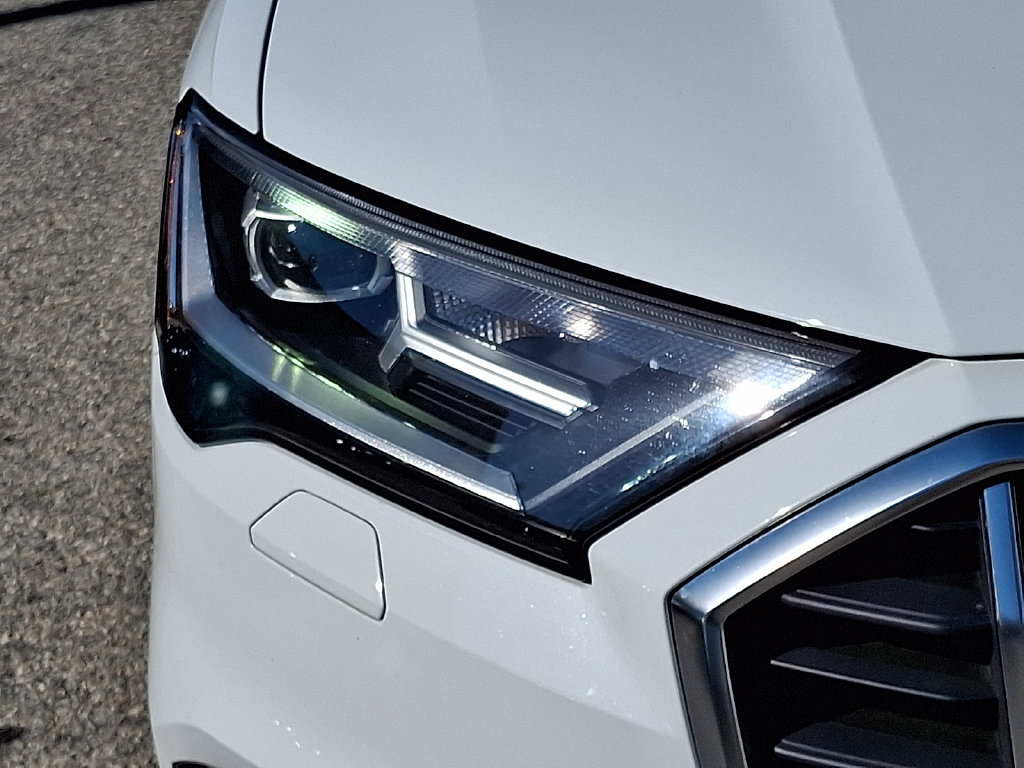Certified 2023 Audi Q7 2.0T Premium w/ Convenience Package AWD/4WD image 9