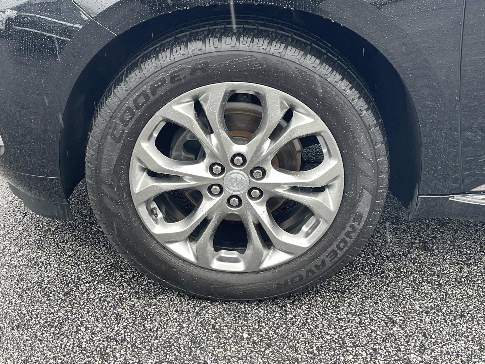 Used 2020 Buick Enclave Avenir w/ Avenir Technology Package image 7
