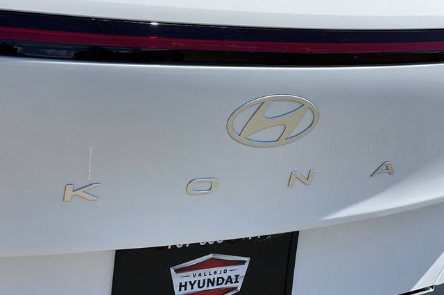 New 2027 Hyundai Kona SE FWD image 8