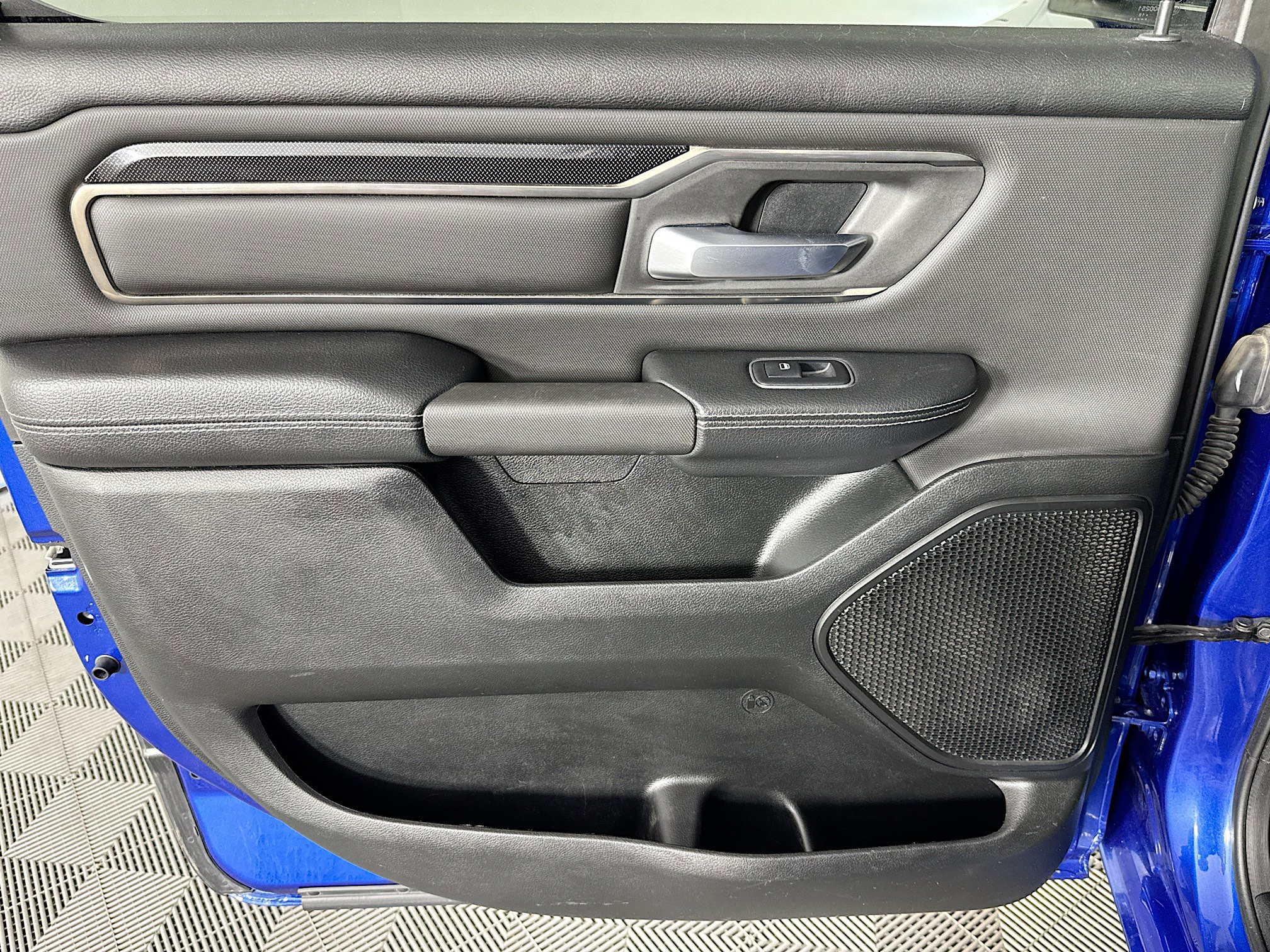 Used 2019 RAM 1500 Sport image 25